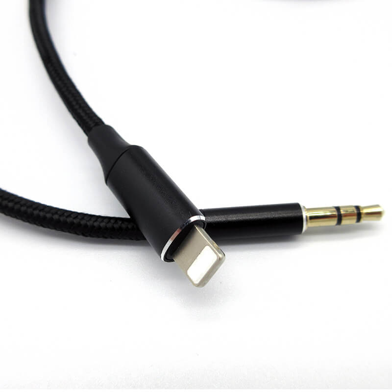 3.5MM  3Pole Male Connector To ​Apple Plug Audio Cable